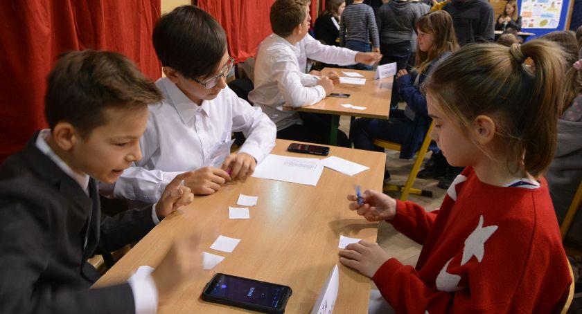 IX Światowy Dzień Tabliczki Mnożenia w SP nr 2 w Łowiczu (ZDJĘCIA)