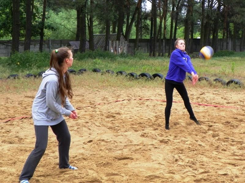 Powiatowa Gimnazjada w Plażówce Dziewcząt i Chłopców