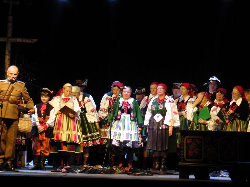 Koncert patriotyczny w kinie Fenix - VIDEO