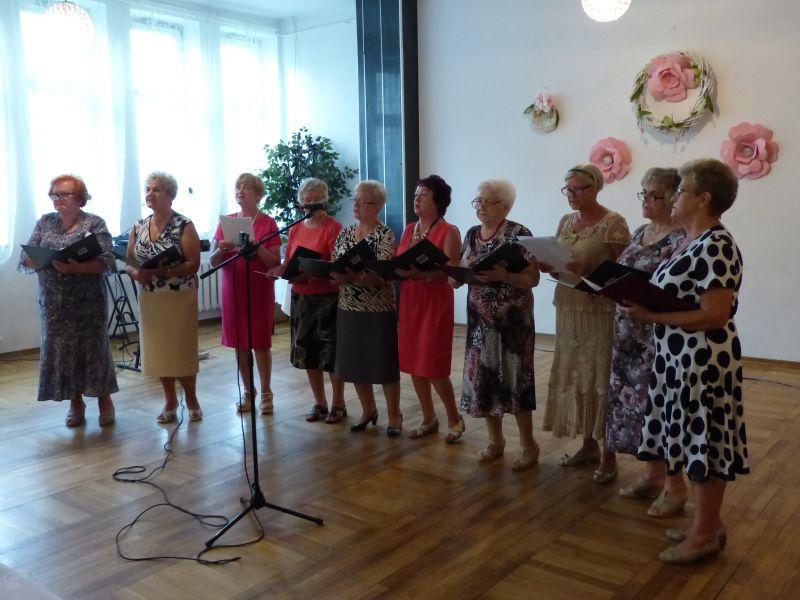 Seniorzy integrują się w Zaciszu