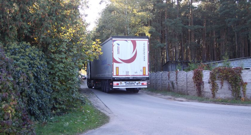 Zamieszanie na drogach po zamknięciu przejazdu w Arkadii. Winni kierowcy czy nienależyte oznakowanie objazdów?