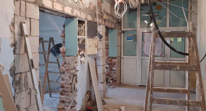 Trwają prace remontowe na oddziale pediatrycznym (FOTO i VIDEO)