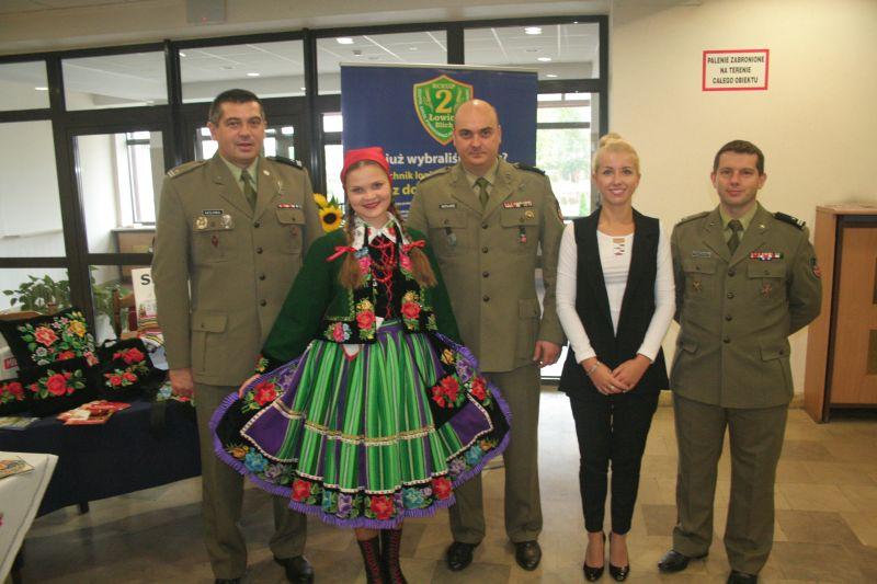 Promowali ziemię łowicką i szkołę na Blichu na WAT