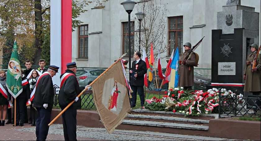 Powiatowo–miejskie obchody Święta Niepodległości w Łowiczu [ZDJĘCIA]