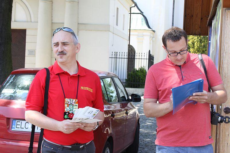 Ruszyły spacery z przewodnikiem i warsztaty ludowe