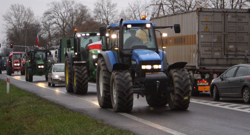 Protest rolników w powiecie łowickim (ZDJĘCIA, VIDEO)