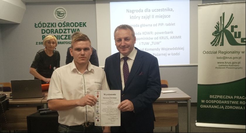 Uczeń ZSCKR w Zduńskiej Dąbrowie finalistą w wojewódzkim konkursie