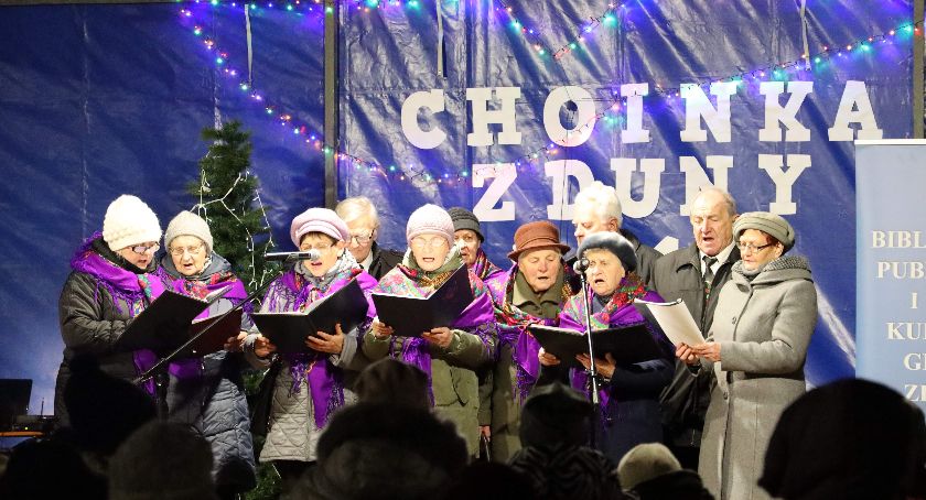 Gminna Choinka w Zdunach trwa w najlepsze (FOTO I VIDEO)