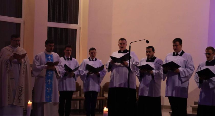 Akatyst ku czci Bogurodzicy