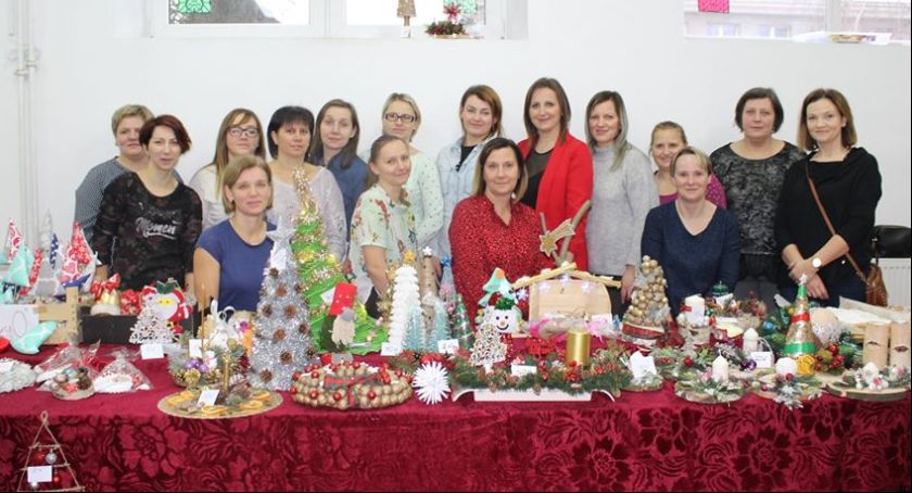 Kiermasz Bożonarodzeniowy w SP w Kocierzewie Płd