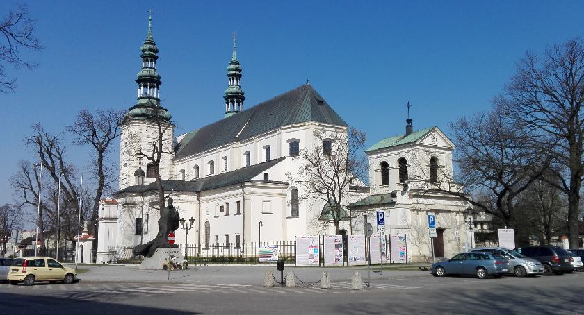 Rekolekcje adwentowe w łowickich kościołach (PROGRAM)