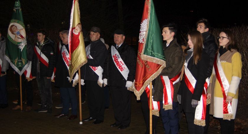 Łowickie obchody 38. rocznicy wprowadzenia stanu wojennego w Polsce (ZDJĘCIA)