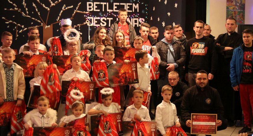 Widzewiacy obdarowali prezentami podopiecznych świetlicy integracyjnej „Słonko” w Łowiczu (ZDJĘCIA, VIDEO)
