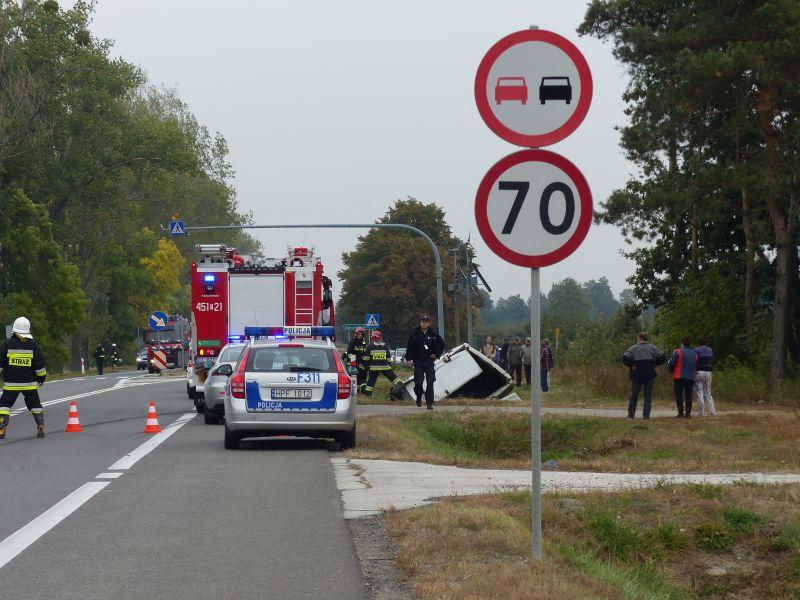 Zderzenie auta dostawczego z ciężarowym - AKTUALIZACJA