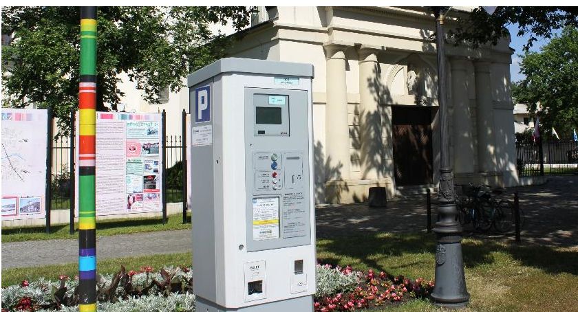 Od jutra koniec strefy płatnego parkowania w Łowiczu