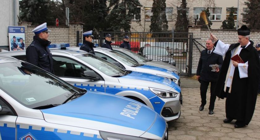 Łowicka policja otrzymała nowe radiowozy