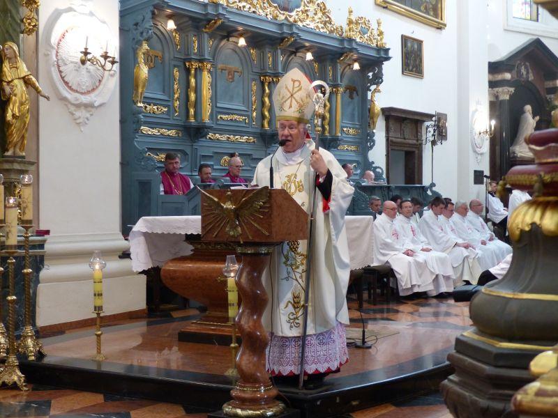 Łowicki kościół powiększył się o trzech kapłanów
