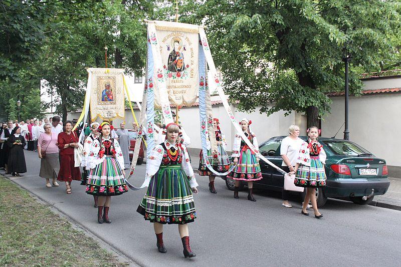 Podążyli za Najświętszym Sakramentem