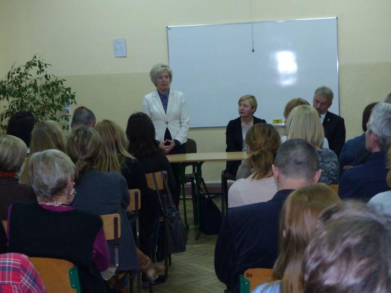 Nauczyciele G2 zaniepokojeni przyszłością po likwidacji swojej placówki