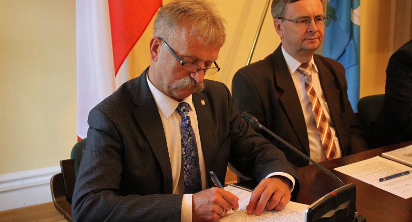 Burmistrz ogłosił konkurs na urzędnicze stanowisko w jednym z wydziałów ratusza
