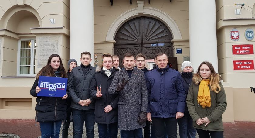 Konferencja prasowa Komitetu Roberta Biedronia - a sam Biedroń już w lutym w Łowiczu (FOTO i VIDEO)