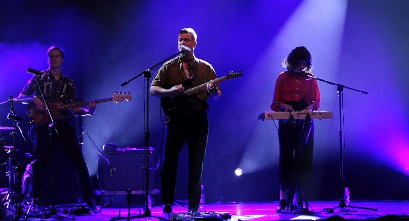 Król w Łowiczu. Muzyczne otwarcie 21. OCH! Film Festiwalu