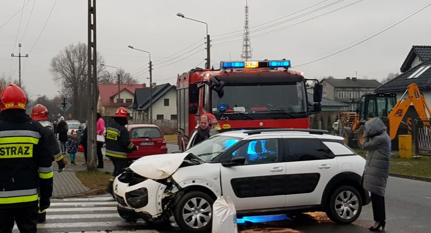 Wypadek na skrzyżowaniu ulic Grunwaldzkiej ze Skotnickiego - AKTUALIZACJA