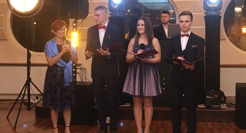 Studniówka ZSP z Bolimowa [FOTO+VIDEO]