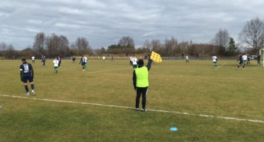 Pelikan minimalnie gorszy od pierwszoligowca