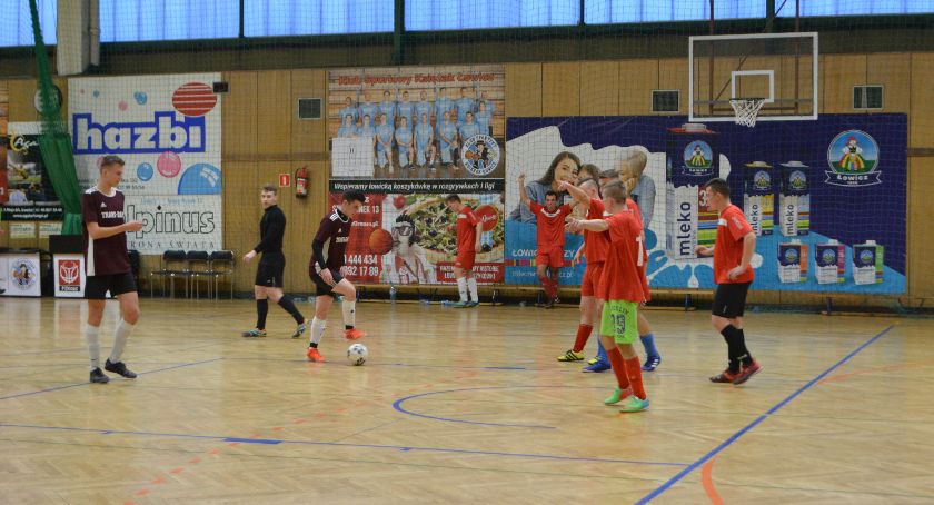 Wyniki Łowickiej Ligi Futsalu. Kto awansuje do KIA Open I ligi oprócz FC Łaguszew?