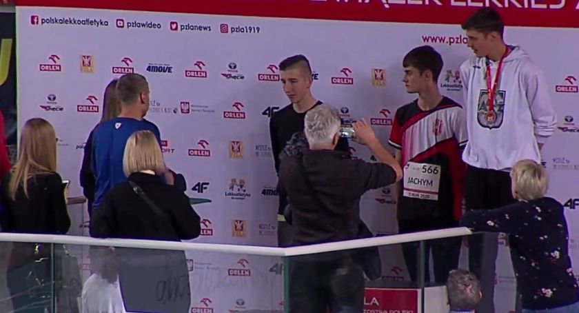 Jakub Pająk halowym wicemistrzem Polski U20 w skoku wzwyż