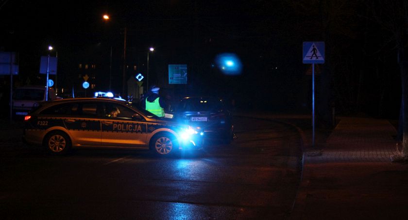 Potrącenie pieszego w Łowiczu. Uwaga na utrudnienia w ruchu (AKTUALIZACJA)