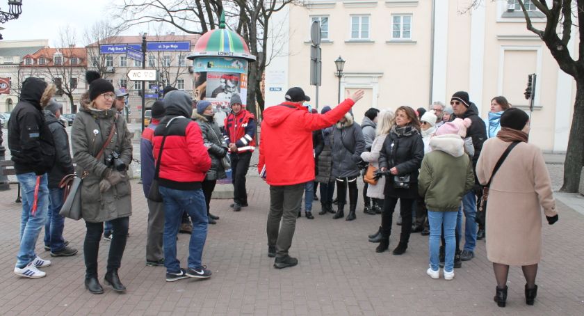 O Romualdzie Oczykowskim na spacerze ulicami Łowicza [ZDJĘCIA, WIDEO]