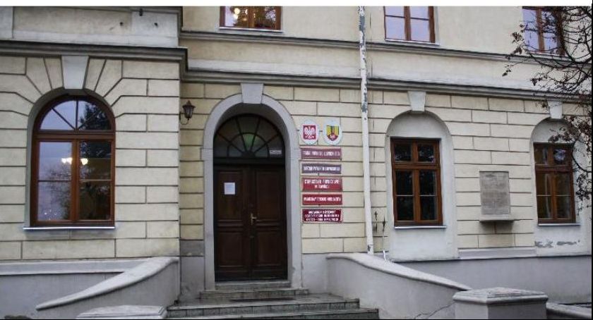 Starostwo Powiatowe wstrzymuje bezpośrednią obsługę interesantów
