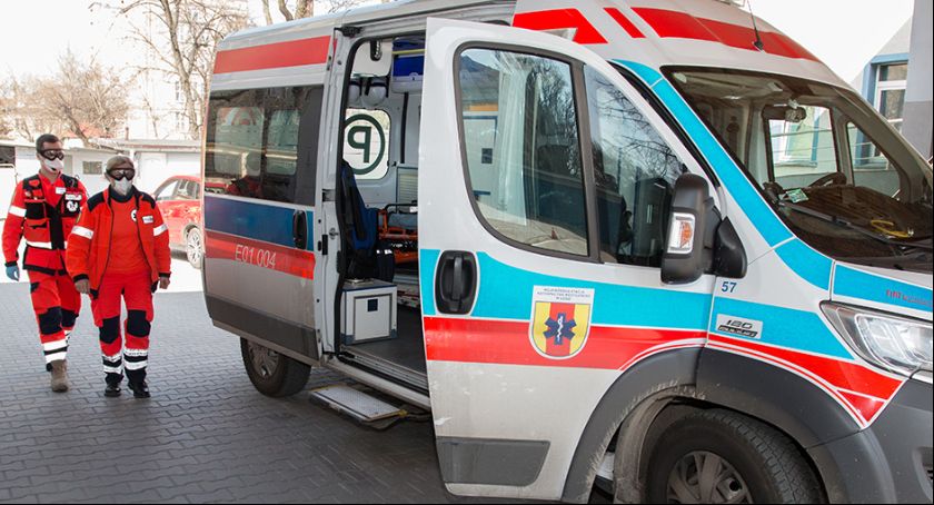 W Łódzkiem działa już osiem zespołów wymazowych