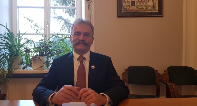 Siły, zdrowia i wytrwałości. Życzenia Wielkanocne Burmistrza Miasta Łowicza (VIDEO)