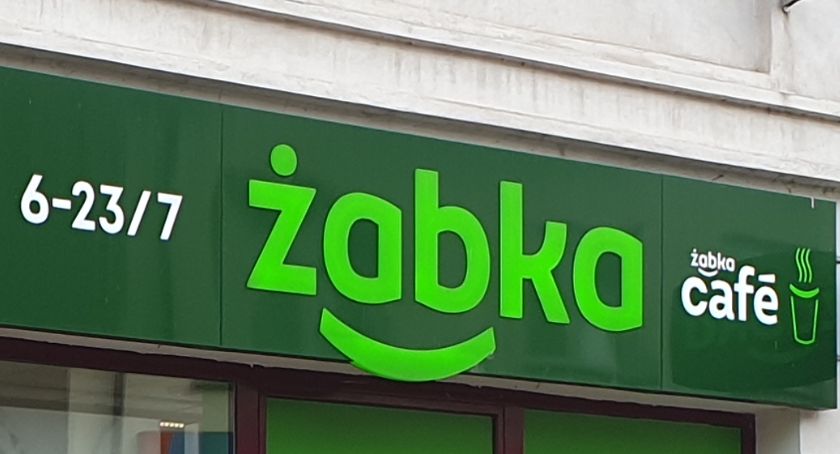 Sklepy Żabka. Maseczki za 1,61 zł za sztukę 