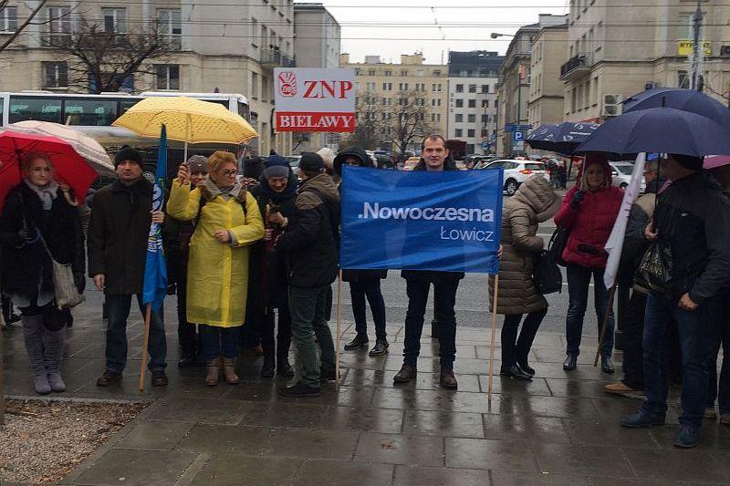 Protestowali przeciwko likwidacji gimnazjów