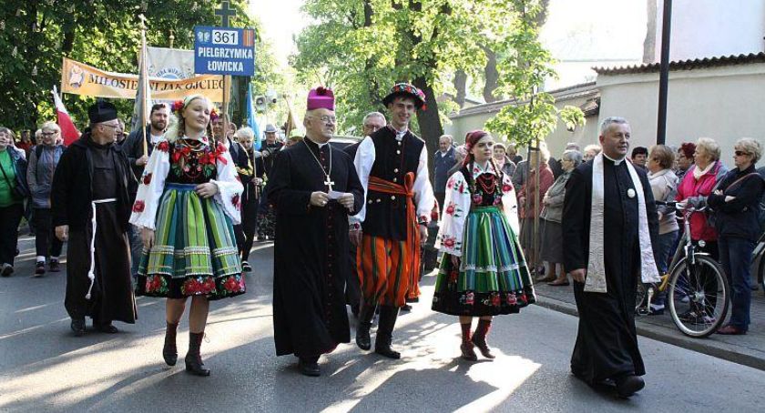 Czy pielgrzymi z Łowicza wyruszą w maju na Jasną Górę? 125 lat temu pątnicy prosili o ustanie zarazy