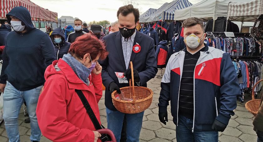 Kotyliony od Łowickie.pl dla mieszkańców Łowicza (ZDJĘCIA)