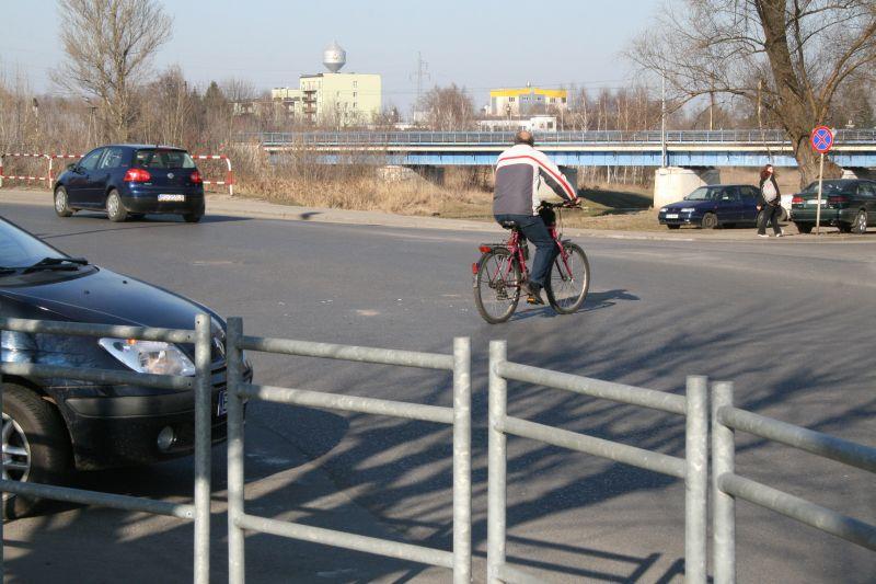 Nie zauważył nadjeżdzającego auta