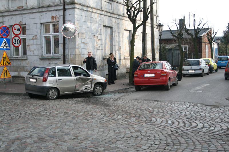 Zderzenia na skrzyżowaniu Podrzecznej z Browarną