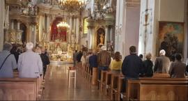 Trwa konferencja prasowa. Kościoły i uroczystości religijne cz.3