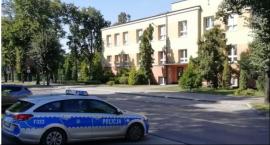 Łowiccy policjanci kontrolują drogę do szkoły