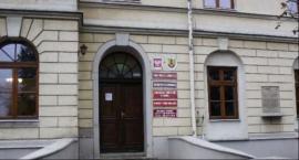 PILNE! Stan osób zakażonych i przebywających na kwarantannie w jednostkach podległych Powiatowi Łowickiemu [14 października]