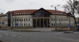 Proces uczestnika „Gogglebox. Przed telewizorem”. Sąd rozważa zmianę kwalifikacji prawnej czynu