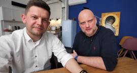Jezuita z Łowicza i o. Adam Szustak we wspólnym projekcie wielkopostnym (VIDEO)