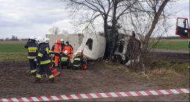 Wypadek samochodu ciężarowego w Sierżnikach! (FOTO i VIDEO)