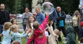 Łowicz. Festiwal Baniek Mydlanych i Kolorów (ZDJĘCIA)