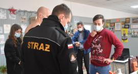 Łowicz. Strażacy pokazali jak używać defibrylatora AED (foto, film)